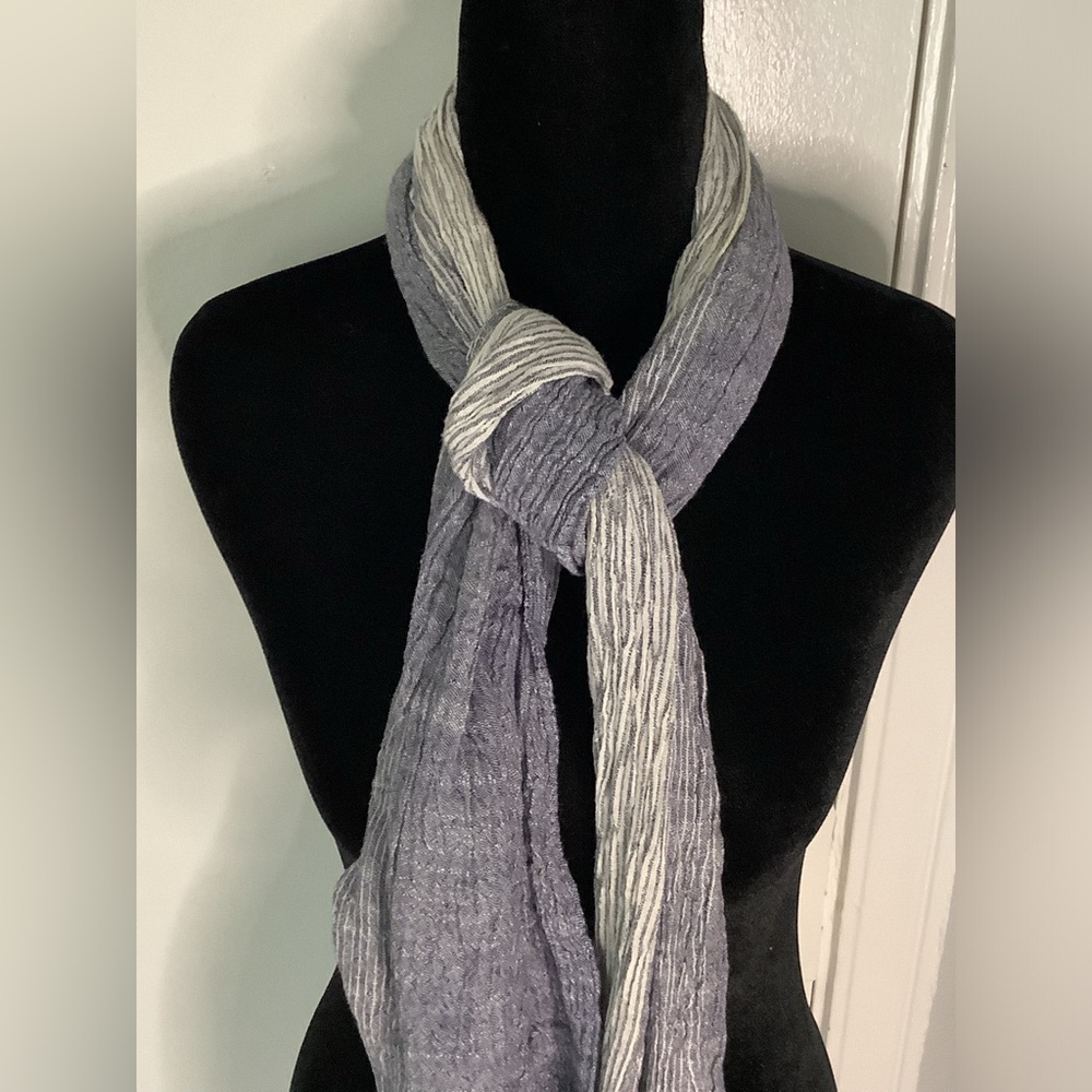 Scarf - Picture 1 of 4